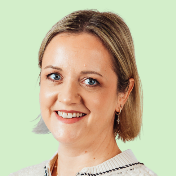 Sarah Bell  profile image